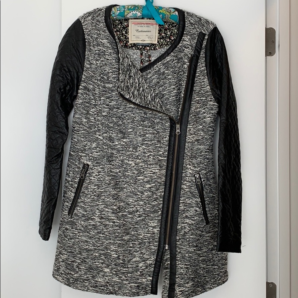 Asymmetrical jacket with Faux leather